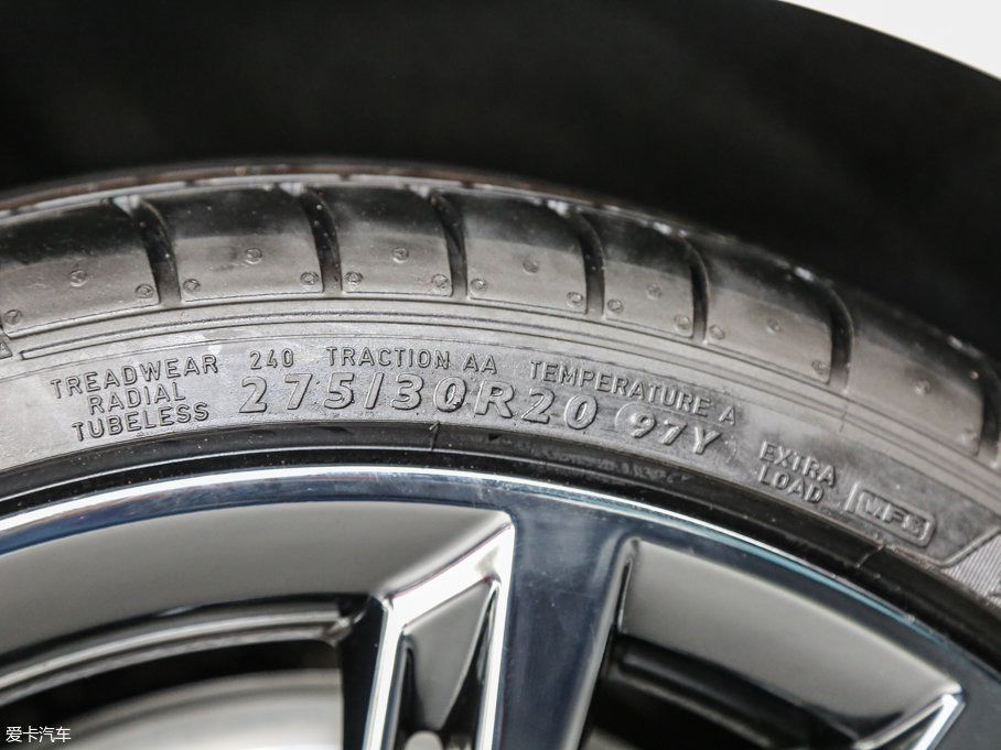 2017R5ϵ 525Li AOӋb