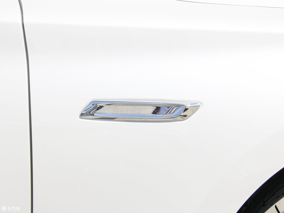 2017R5ϵGT 528i I