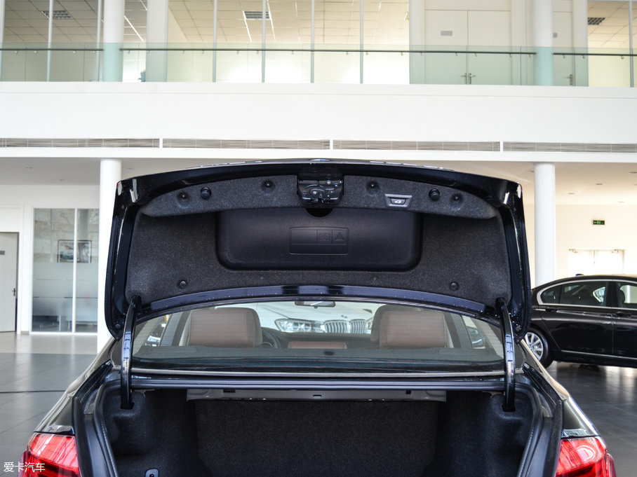 2017R5ϵ 525Li I(lng)