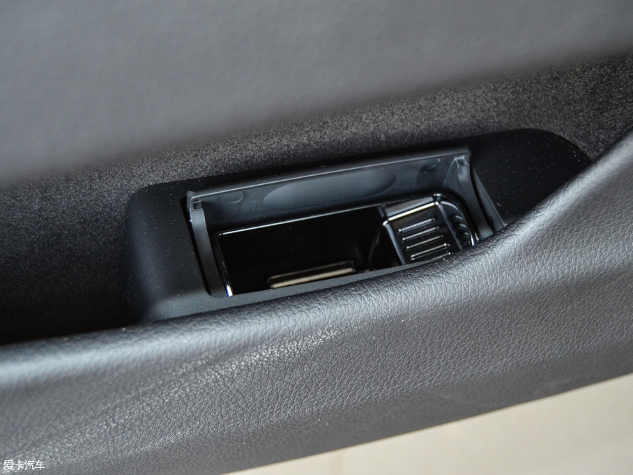 2017R5ϵ 525Li I(lng)