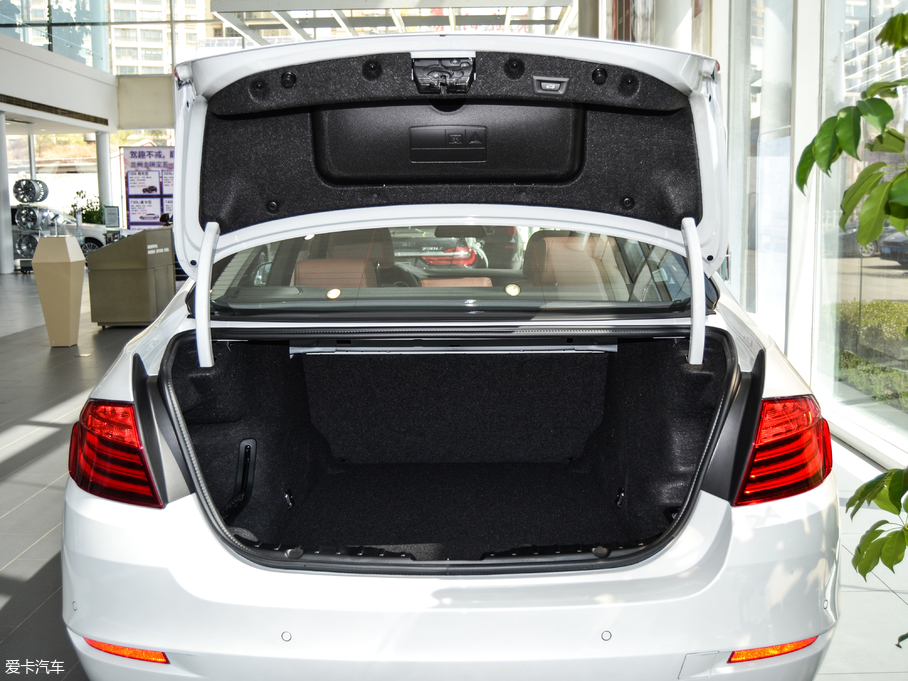 2017R5ϵ 525Li I(lng)