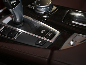 2017525Li AO(sh)Ӌ(j)b v܇(ch)Ƅ(dng)