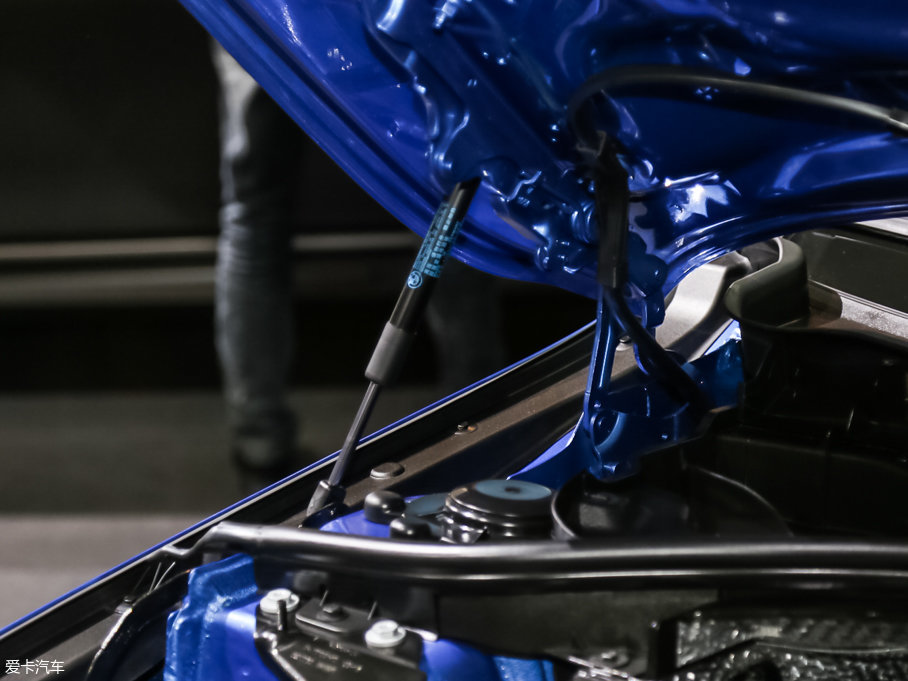 2017��R1ϵ 125i �\����