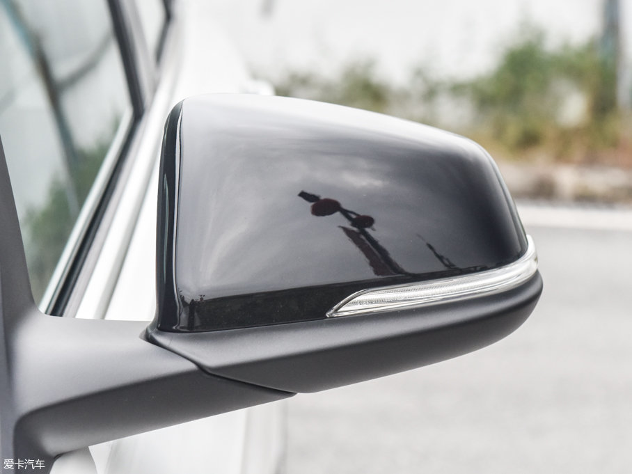 2017R1ϵ 120i OӋb