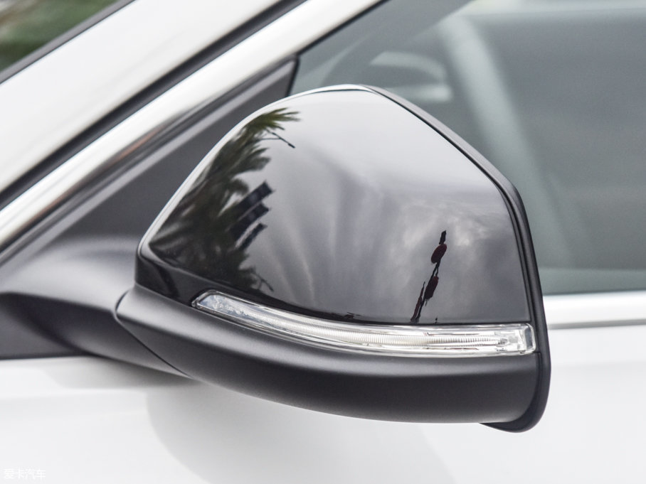 2017R1ϵ 120i OӋb