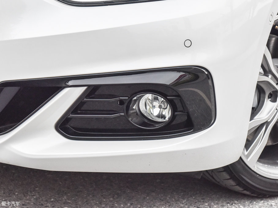 2017R1ϵ 120i OӋb