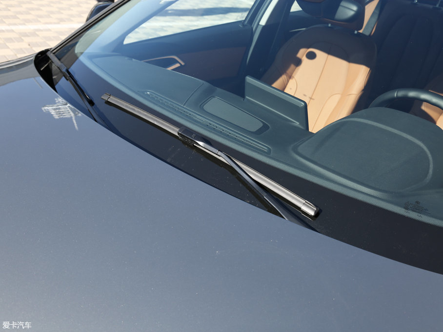 2017R1ϵ 118i OӋb