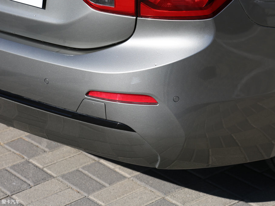 2017R1ϵ 118i OӋb