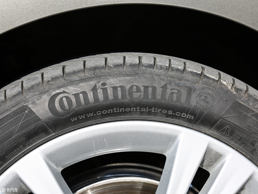 2017R1ϵ 118i OӋb