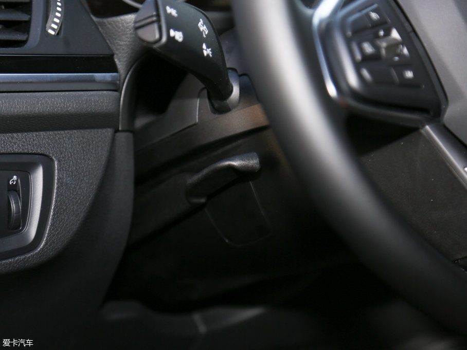 2017R1ϵ 118i OӋb