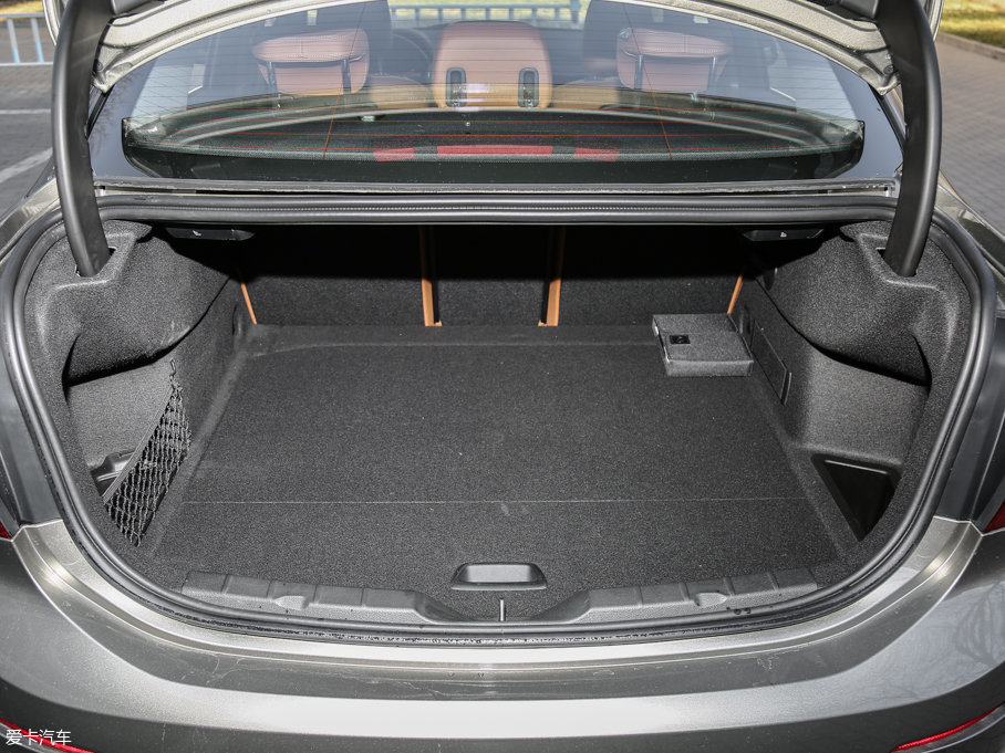 2017R1ϵ 118i OӋb