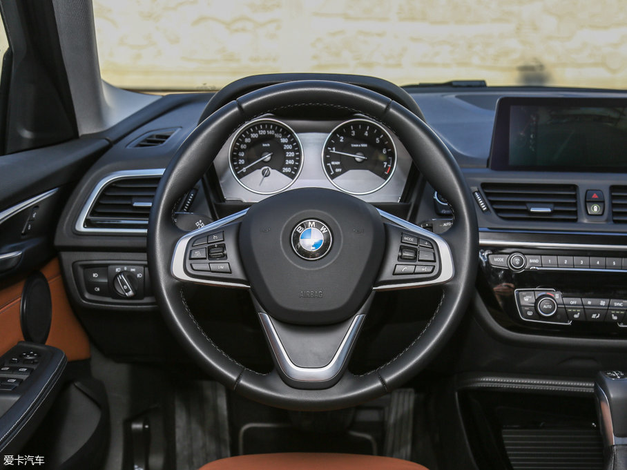 2017R1ϵ 118i OӋb