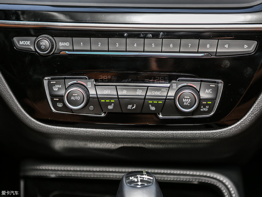 2017R1ϵ 118i OӋb