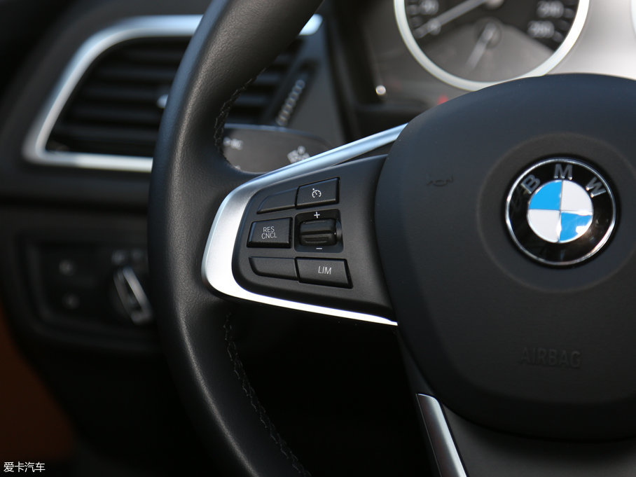 2017R1ϵ 118i OӋb