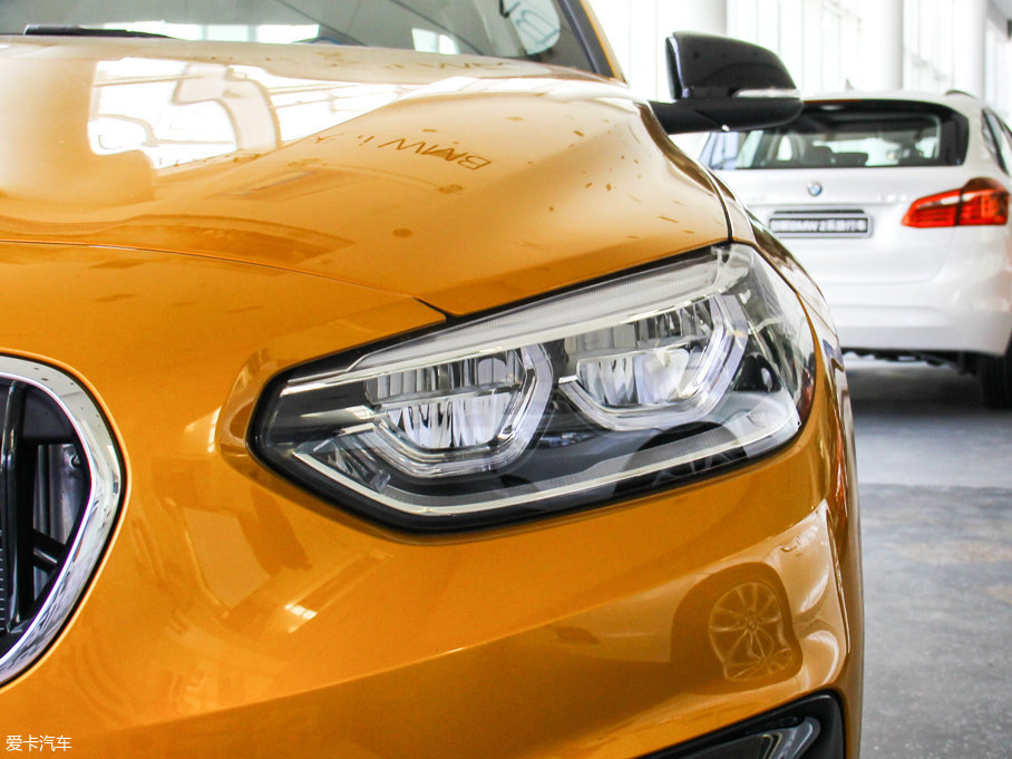 2017R1ϵ 118i OӋb