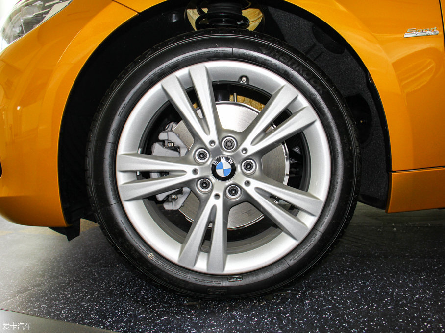 2017R1ϵ 118i OӋb