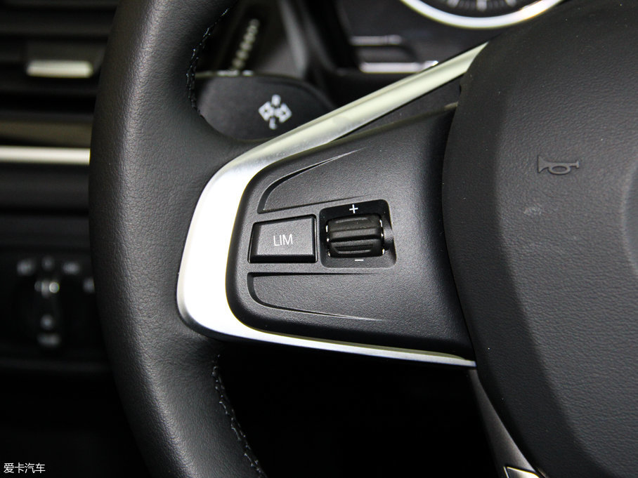 2017R1ϵ 118i OӋb