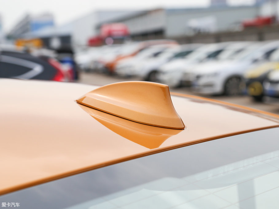 2017R1ϵ 118i r(sh)