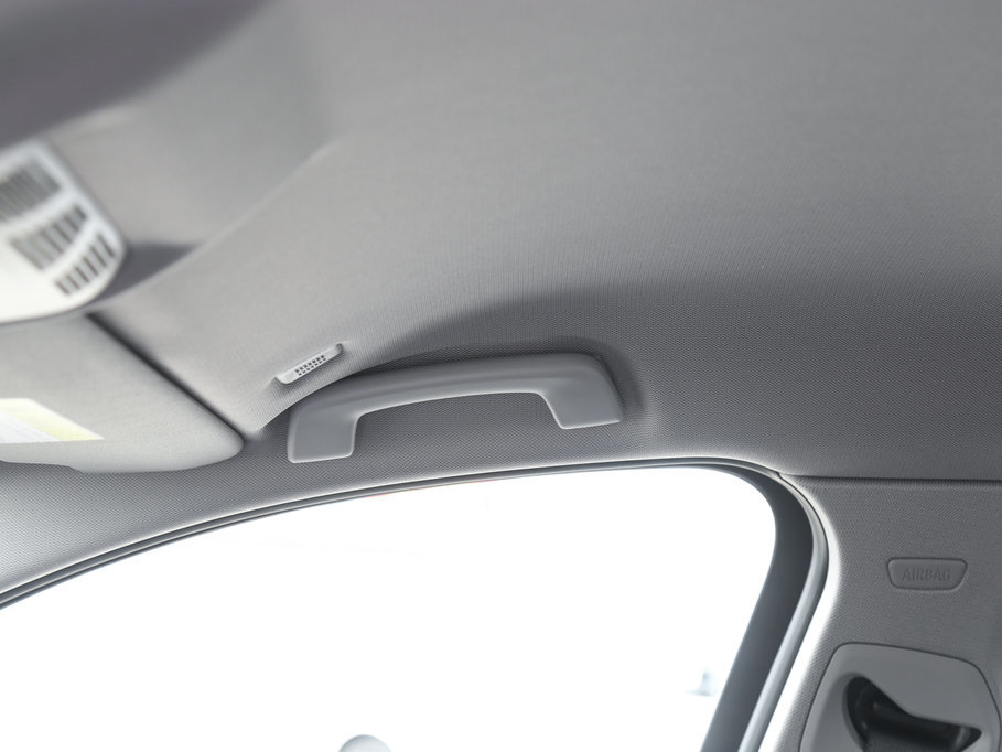 2017R1ϵ 118i r(sh)