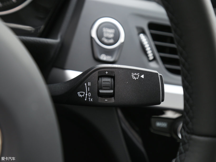 2017��R1ϵ 118i �r����