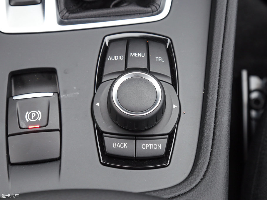 2017��R1ϵ 118i �r(sh��)����