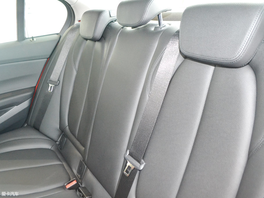 2017R1ϵ 118i r(sh)