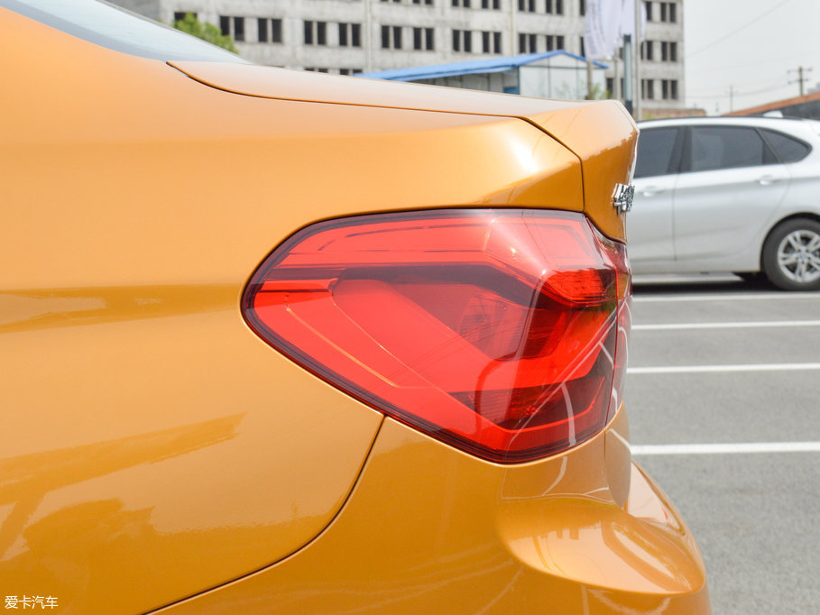 2017R1ϵ 120i OӋb