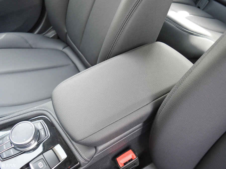 2017R1ϵ 120i OӋb