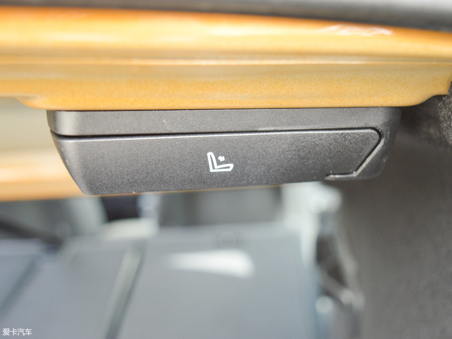 2017R1ϵ 120i OӋb