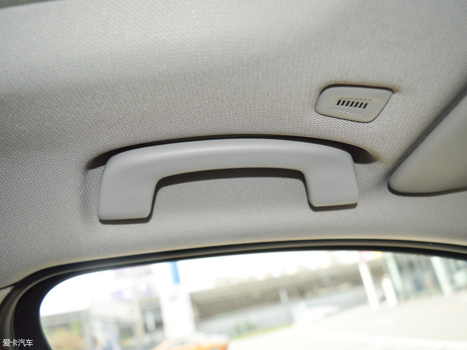 2017R1ϵ 120i OӋb