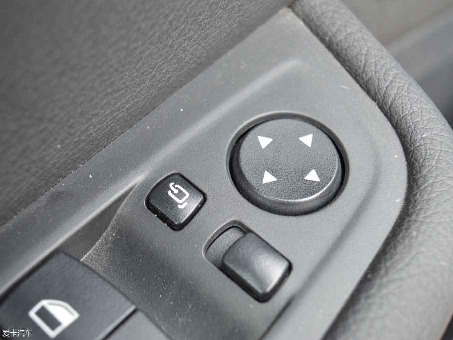 2017R1ϵ 120i OӋb