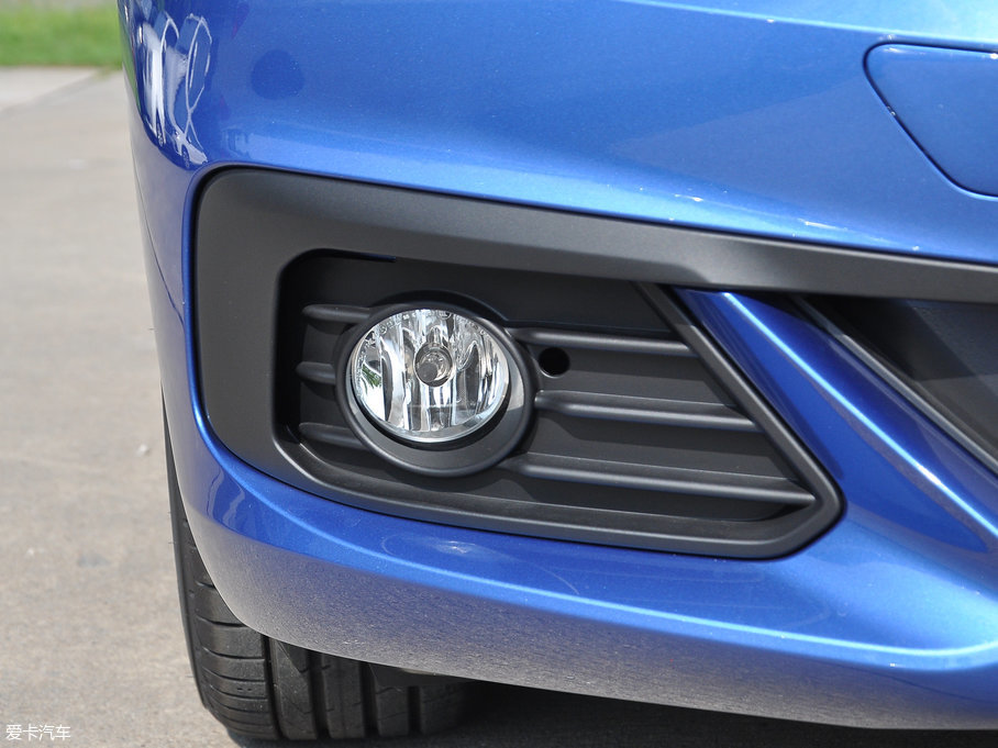 2017R1ϵ 118i r(sh)