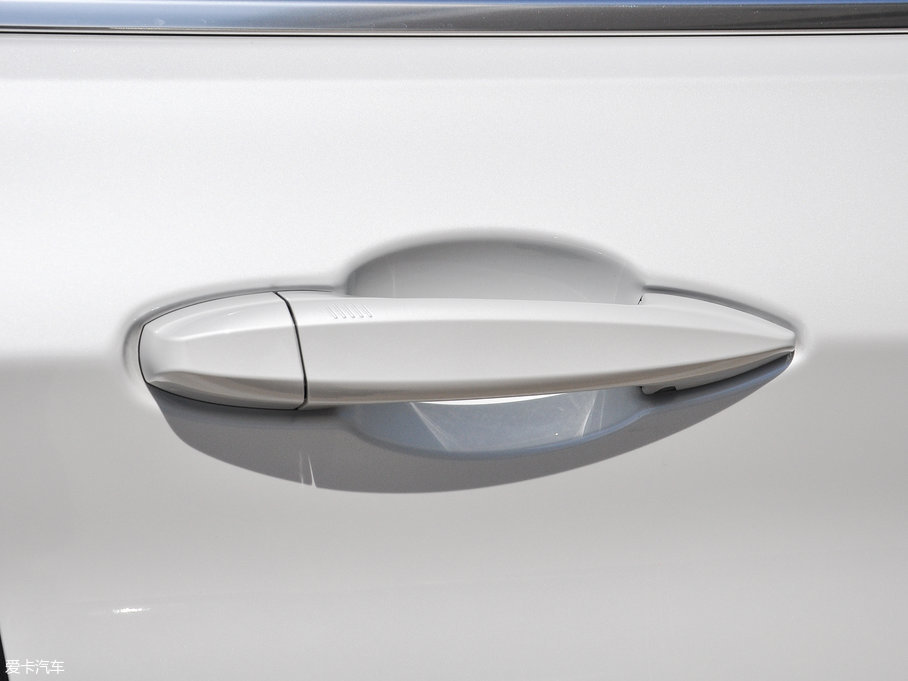 2017R1ϵ 120i OӋb