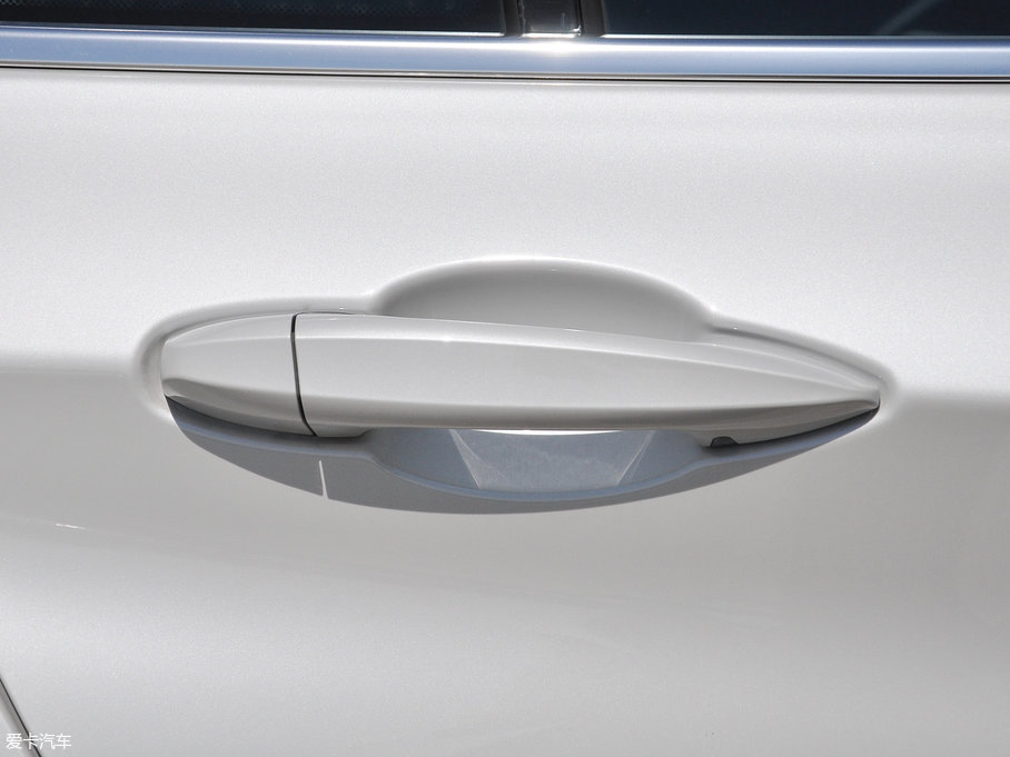 2017R1ϵ 120i OӋb