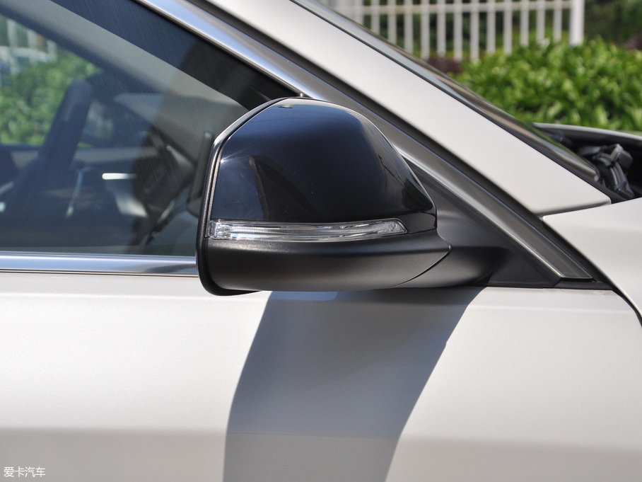 2017R1ϵ 120i OӋb