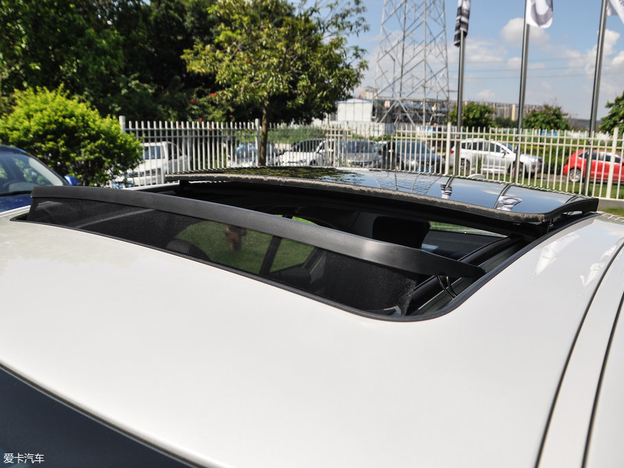 2017R1ϵ 120i OӋb