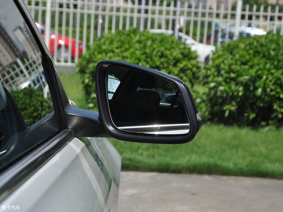 2017R1ϵ 120i OӋb