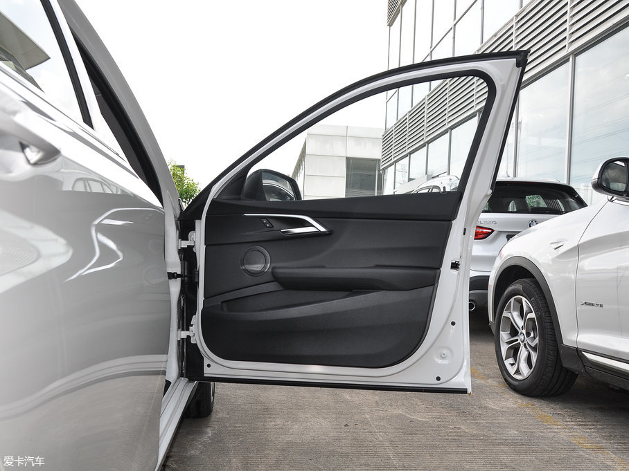 2017R1ϵ 120i OӋb