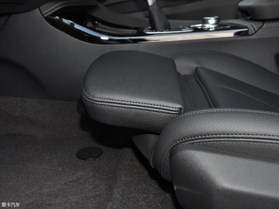 2017R1ϵ 120i OӋb