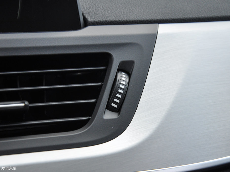 2017R1ϵ 120i OӋb