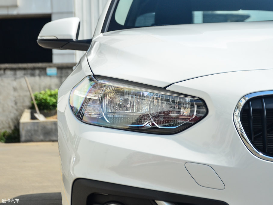 2017R1ϵ 118i r(sh)