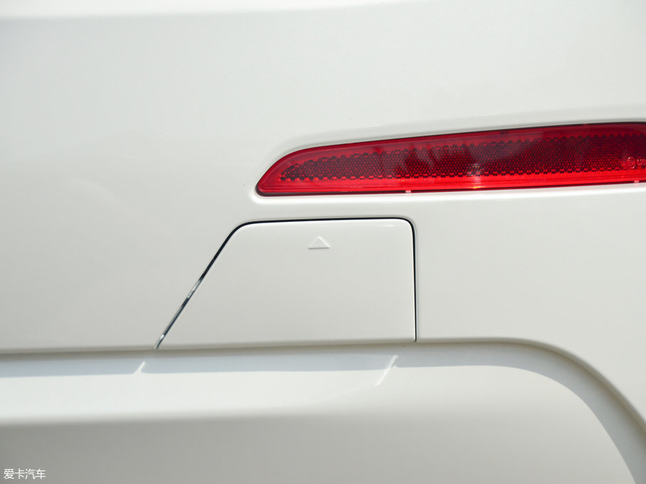 2017R1ϵ 118i r(sh)