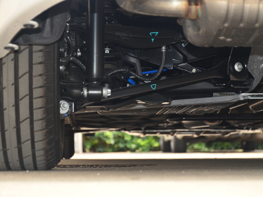 2017R1ϵ 118i r(sh)