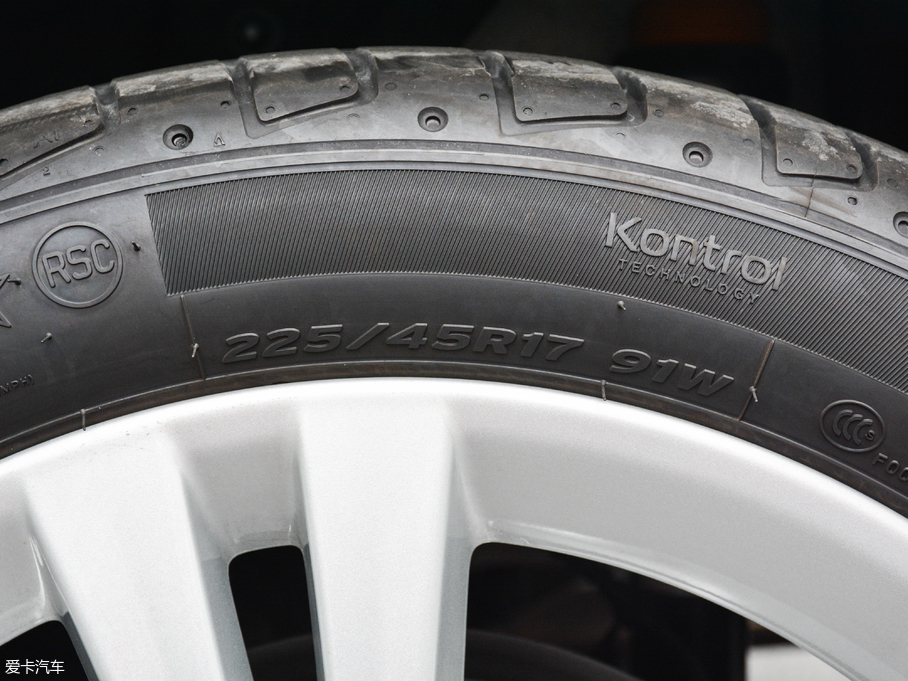 2017R1ϵ 118i OӋb