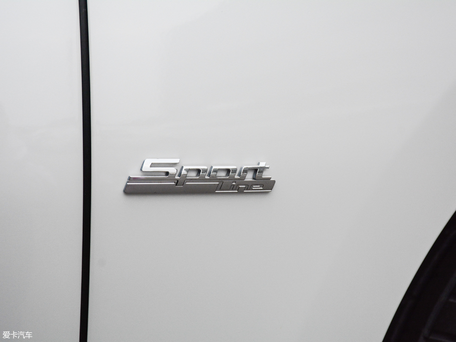 2017R1ϵ 118i OӋb