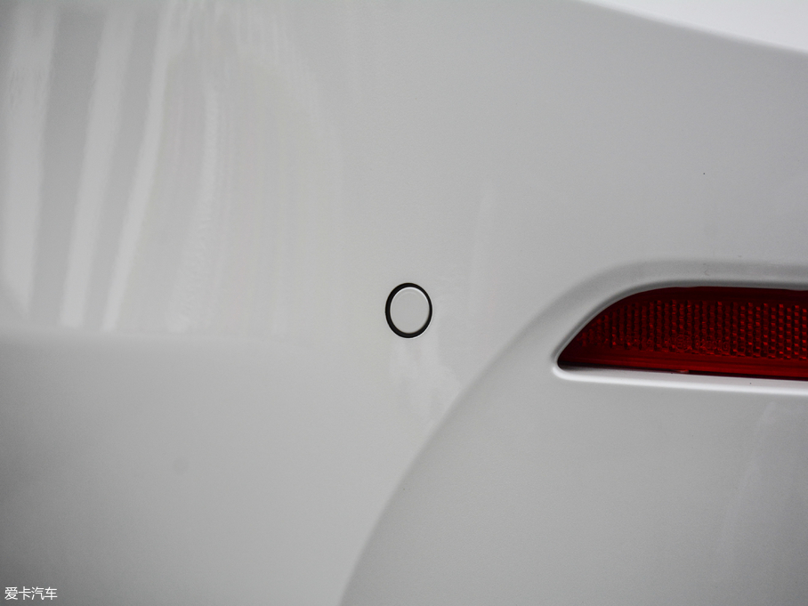 2017R1ϵ 118i OӋb