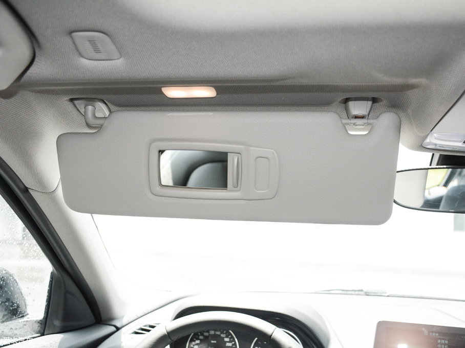 2017R1ϵ 118i OӋb