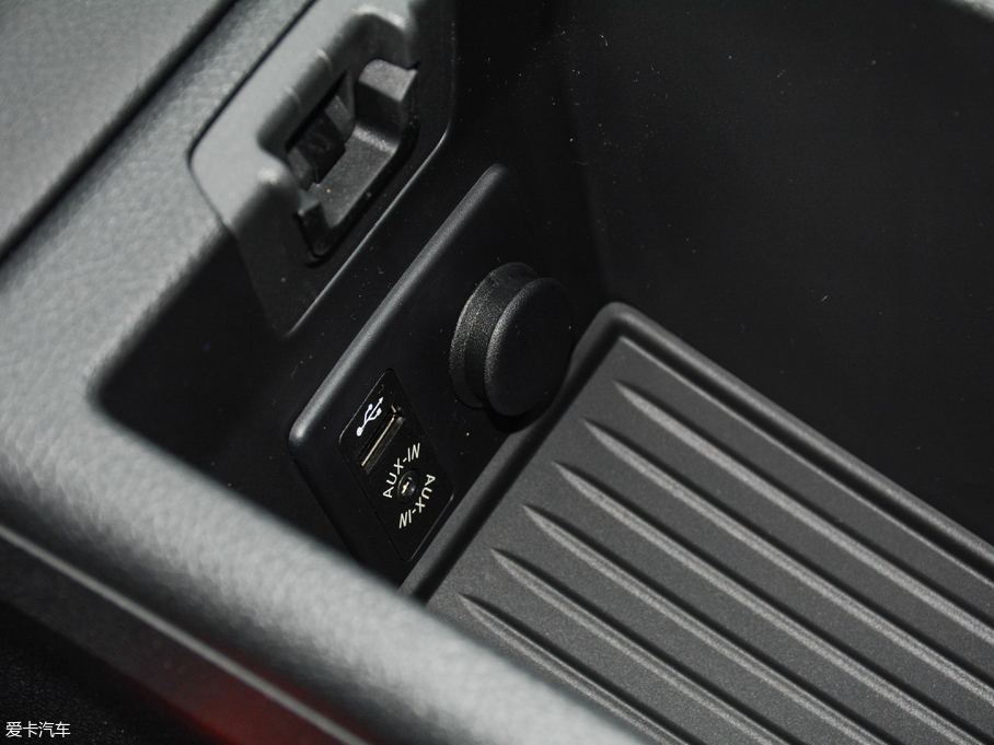 2017R1ϵ 118i OӋb