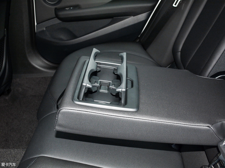 2017R1ϵ 118i OӋb