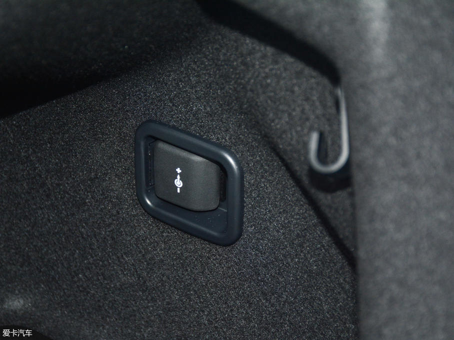 2017R1ϵ 118i OӋb